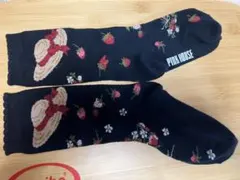 ピンクハウス ソックス　ネイビー　いちご