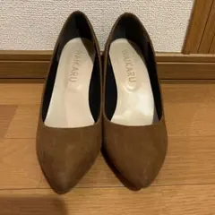 24cm WA!KARU パンプス　ブラウン　ビール7cmのサムネイル