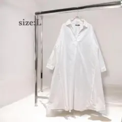 シャツワンピース　Aライン　良品　透け感　ホワイト　スキッパー　綺麗め　フレア