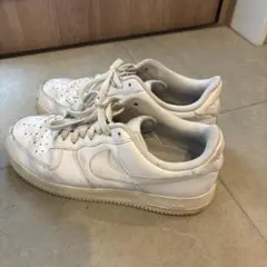 NIKE AIR FORCE 1 ホワイト スニーカー　27.5㎝