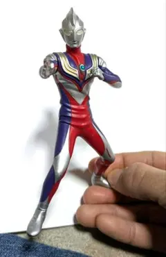 t*u様 ウルトラマンティガフィギュア　当時物