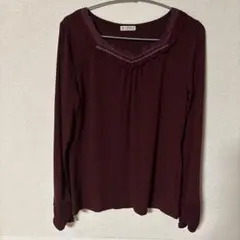 axes femme バーガンディ 長袖トップス
