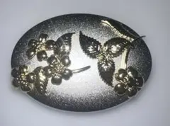 金色の花と葉デザインブローチ　IEI ブローチ　ヴィンテージ　銀製