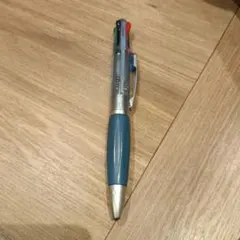 多色ボールペン