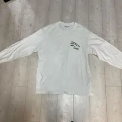 ユニクロ　UNIQLO 長袖シャツ プリント入り