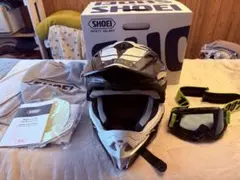 SHOEI VFX-WR JAMMER TC-5 極美品　オフロードのサムネイル