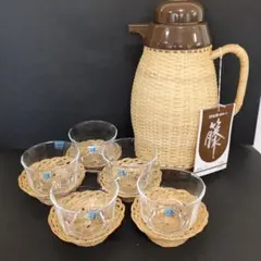 未使用　エベレスト籐編み魔法瓶ポットとガラスカップセット