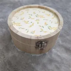 Item thumbnail for item 1ad4c3bb-9b5a-406e-9454-3d6095e7cbd2