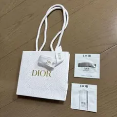 新品未使用　Dior 美容液　クリーム　サンプル　ショッパーリボン付のサムネイル
