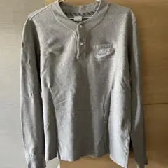 Nike グレー ヘンリーネック M