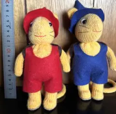「ぐりとぐら」のキャラクター人形　2体セット　赤と青の帽子と リュック付