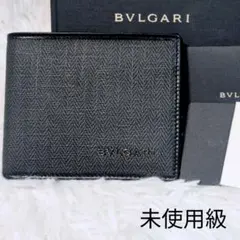 未使用級☆BVLGARI ブルガリ ウィークエンド レザー 二つ折り財布のサムネイル