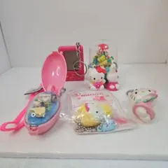 ハローキティポケットクリッターHELLO KITTY赤動くキーホルダー当時品