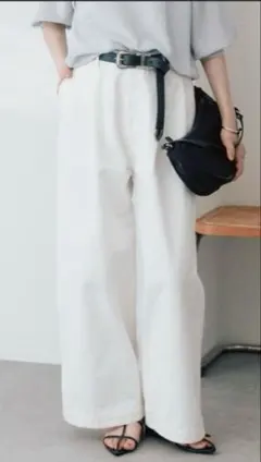 EVERYDAY I LIKE. Loose Jeans white 34 S - メルカリ