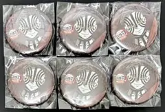 鬼滅の刃　ダイニング　第二期　お楽しみくじ　缶バッジ　猗窩座　６点セット