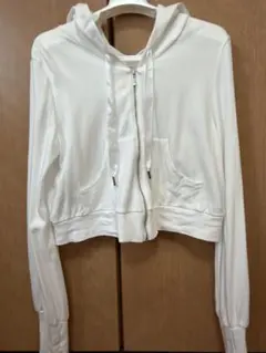 シロノサクラ Sun Crush！UV hoody ホワイト 日焼け止めのサムネイル