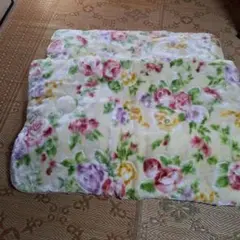 花柄フリース敷き布団パット　 シングル