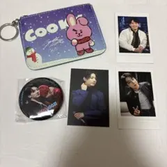 BTS jungkook ジョングク　グク　トレカ　缶バッチ　ポーチ