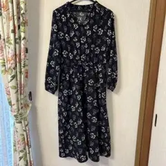 VIＳ・花柄ロングワンピース