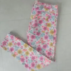 ロデオ花柄パンツのサムネイル