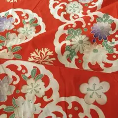 着物 はぎれ 934 生地 布 ハギレ アンティーク 絹　古布　和布　古裂　和柄