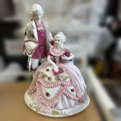 レースドール陶器人形アクリルケース付き - メルカリ