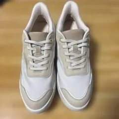 상태좋음 fitfit 撥水ハンズフリーソフトスニーカー ベージュ 24.5cm