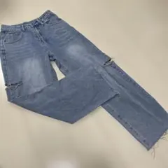 【美品】Dazy ストレートデニム ダメージ加工 Mサイズ
