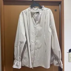 ストライプ フリル付き長袖シャツ　GU