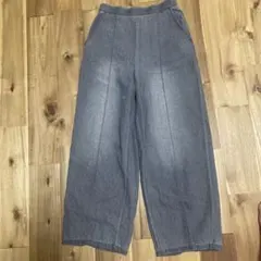 デニムパンツ　グレー