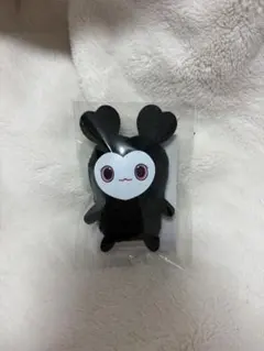 TWICE THIS IS FOR 国立競技場 入場者特典 黒ラブリー 指人形 - メルカリ