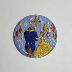 ディズニー刺繍缶バッジ　美女と野獣
