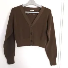 GU ウォッシャブルクロップドカーディガン