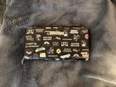 LOVETOXIC　黒　長財布