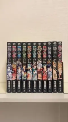 一騎当千　新装版　全巻　全8巻＋5巻　全13巻 送料無料 Amazon.co.jp: 一騎当千 新装版 全8巻+真・一騎当千 1,2,3巻+真