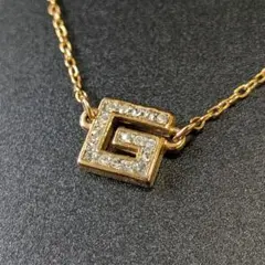 GIVENCHY 美品 ビジュー付きヘキサGロゴ ゴールドカラーネックレス 