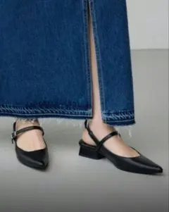 AZUL BY MOUSSYブラック ポインテッドトゥミュール