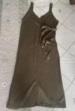 オズモーシスのニットワンピ