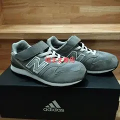 専用　　　New Balance 996 グレー スニーカー　21.5センチ