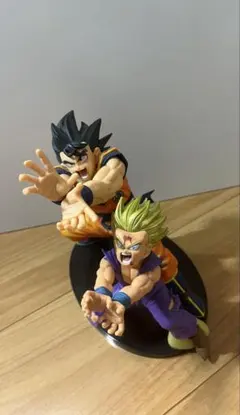 ドラゴンボール　孫悟空　かめはめ波　フィギュア
