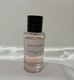 り*ん様 ディオール ホーリーピオニー オードゥパルファン 40ml 香水