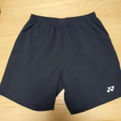 YONEX 黒 Lサイズ ハーフパンツ