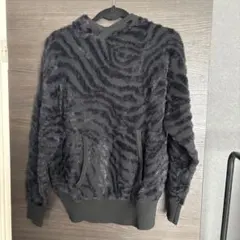 お値下げしました C.C.CROSS フード付きパーカーのサムネイル