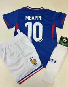 150cmフランス新モデル　エムバペ　子供サッカーユニフォーム三点セット