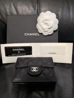 ★再値下げ　新品未使用CHANELキャビンスキンマトラッセスモールウォレットのサムネイル