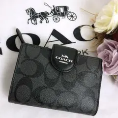 未使用☆COACHコーチ 折り財布 コンパクト ブラック シグネチャー