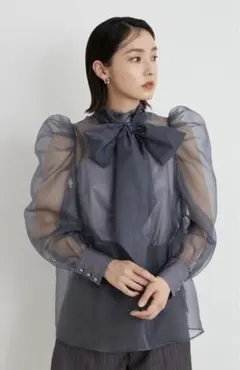LILY BROWN オーガンジー2wayボウブラウス