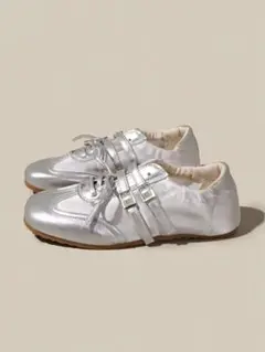 SHEIN メタリックシルバー ダブルストラップ スニーカーのサムネイル