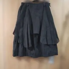 センソユニコt.b濃ブラウン　シャーリングカットスカート￥33000＋税のサムネイル
