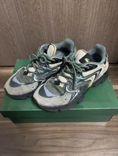 ラコステ　スニーカー